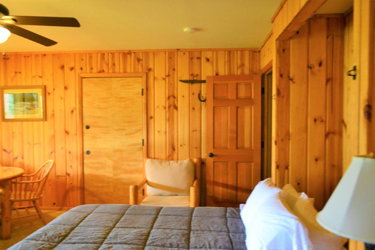Twin Peaks Guest Ranch Βίλα Salmon Εξωτερικό φωτογραφία